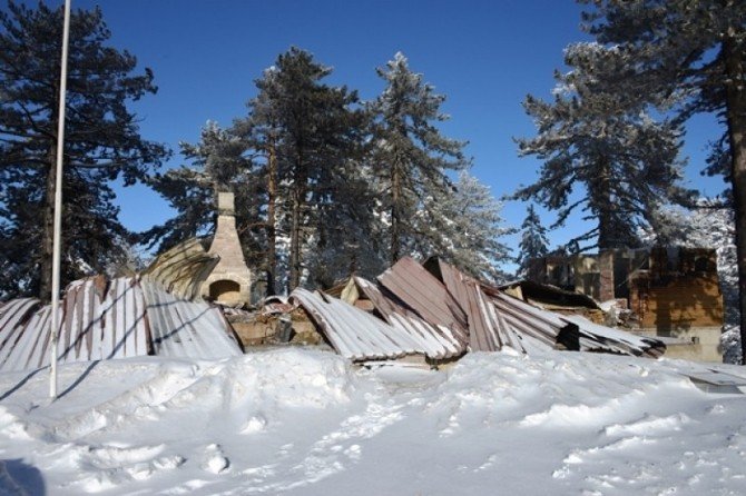 Yangında Zarar Gören Muratdağı Termal Kayak Merkezi Tesisleri Tekrar Yapılacak