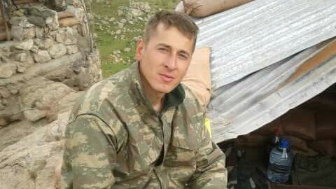 Şehit Jandarma Uzman Çavuş Uslu'nun baba evine ateş düştü