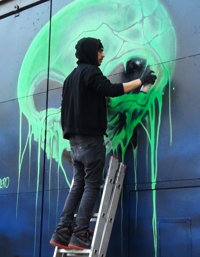 İstiklal'de grafiti ilgisi