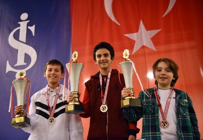 Satranç Şöleni Ödül Töreniyle Sona Erdi