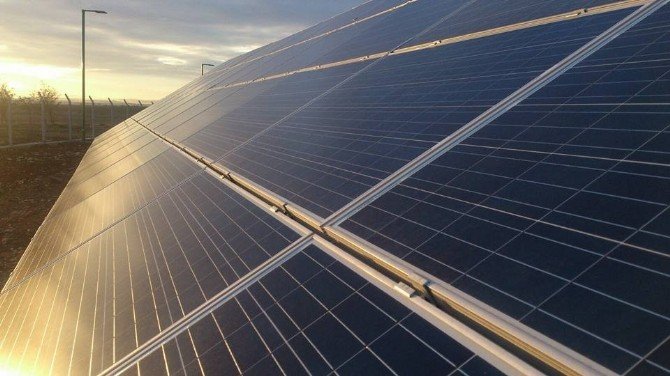 Türkiye’nin En Büyük Güneş Enerji Projesi’nin Geçici Kabulü Yapıldı