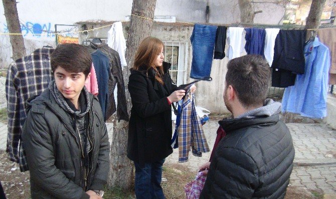 Kızıltepe’de Askıda Elbise Kampanyası Başlatıldı