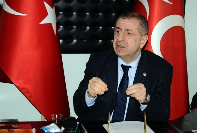 'IŞİD’in ülkemizi arka bahçesi olarak kullanmasına izin veren AKP hükümetidir'
