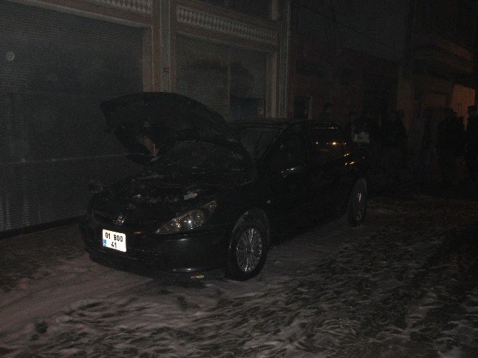 Adana’da 3 Otomobil Kundaklandı