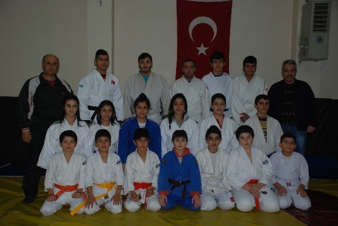 Adıyamanlı Judocular Türkiye Şampiyonası’na Hazırlanıyor