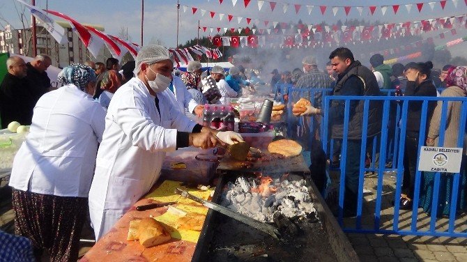 İki Ton Sucukla "Sucuk Ekmek Festivali"