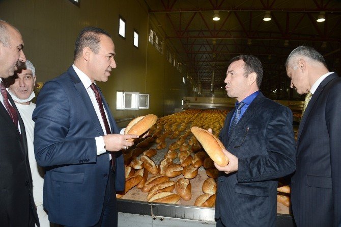 Adana’da Halk Ekmek 50 Kuruş
