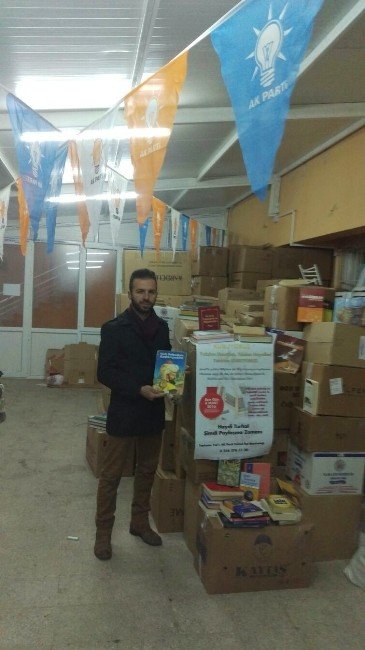 Şırnak’ta PKK’nın Yaktığı Kütüphane İçin Kampanya