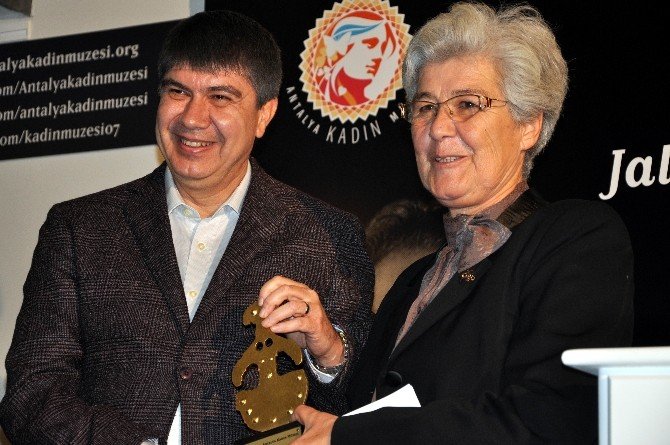 Jale İnan Antalya Yılın Kadını Ödülü Sahibini Buldu