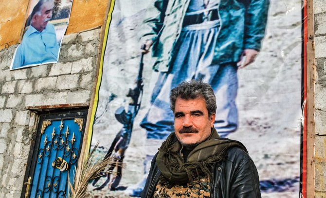 YPG'li komutan: Fırat'ın batısına geçtik, inanmayan gelip görebilir