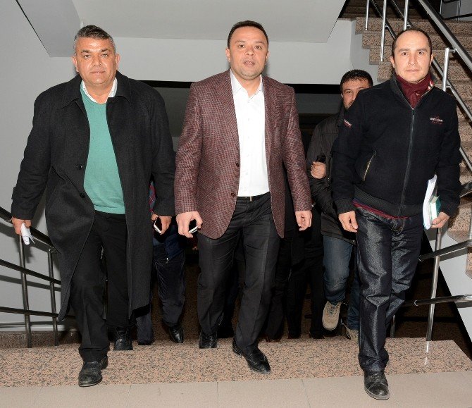 AK Parti’den Kılıçdaroğlu’na Suç Duyurusu