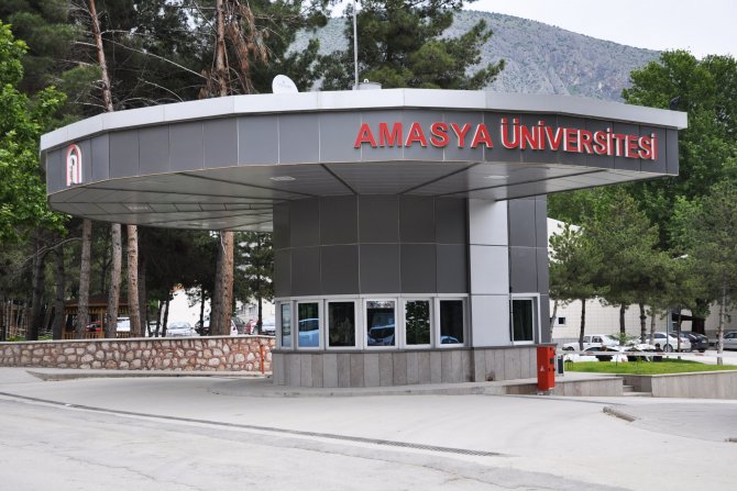 Amasya Üniversitesi, vatandaşlar için mesleki eğitim kursları başlattı