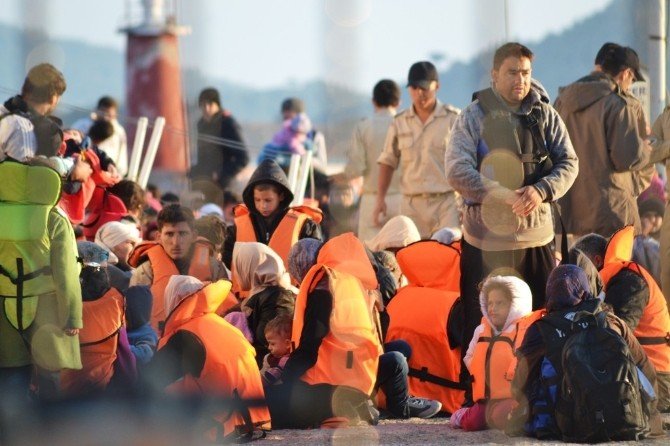 Ayvalık’ta 127 Göçmenin Umut Yolculuğu Başlamadan Sona Erdi