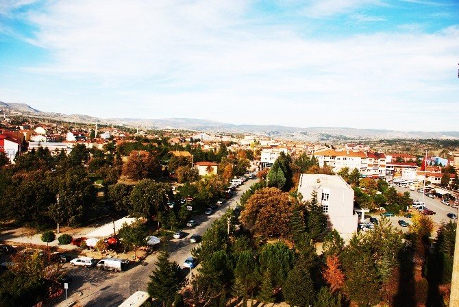 Gediz İlçe Merkezi Nüfusu Arttı, Belde Ve Köy Nüfusu Düştü