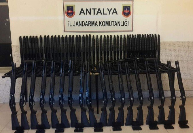 Antalya’da Ruhsatsız Av Tüfeği Operasyonu