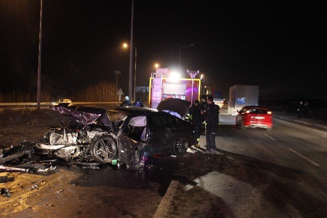 Eskişehir’de Trafik Kazası: 3 Ölü, 5 Yaralı