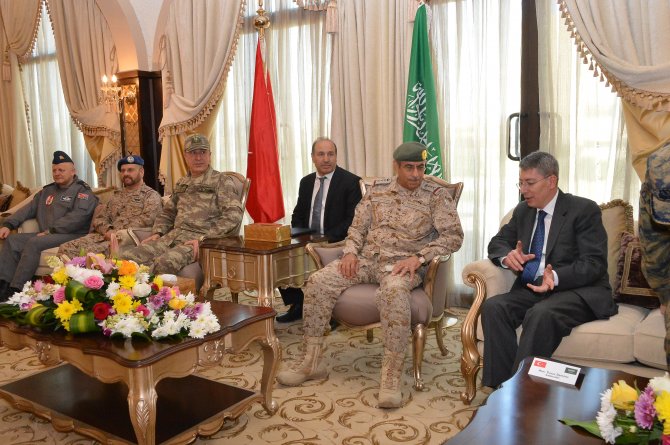 Genelkurmay Başkanı Akar’ın Riyad ziyareti