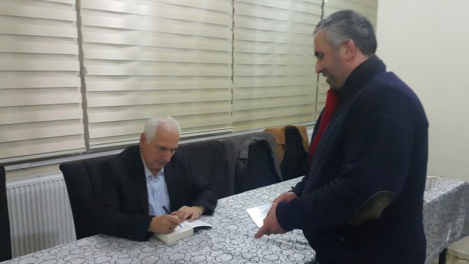 İhsan Atasoy'dan Fethullah Gülen Hocaefendi'ye 'Konuşan Adam' şiiri