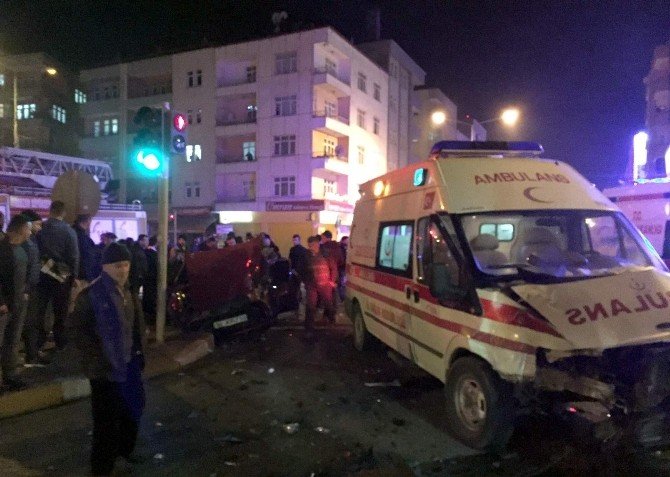 Trabzon’da Ambulansla Otomobil Çarpıştı: 1 Ölü