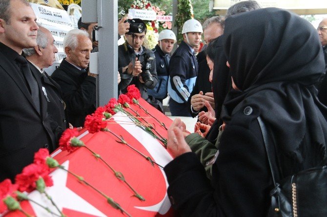 İbrahim Arıkan Son Yolculuğuna Uğurlandı