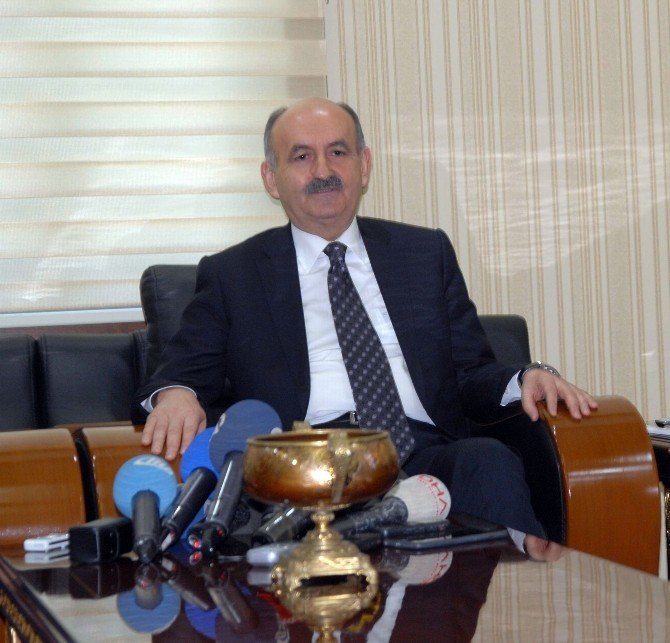 Sağlık Bakanı Müezzinoğlu Diyarbakır’da
