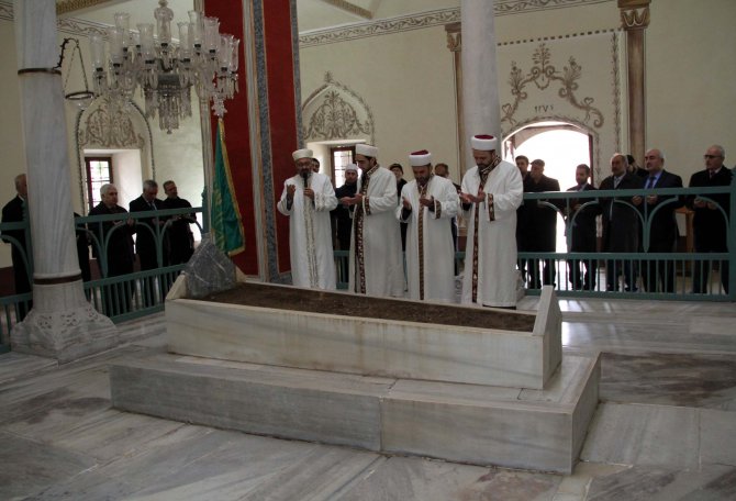Sultan Murad’ın 5 asırlık vasiyeti hatim duasıyla tamamlandı