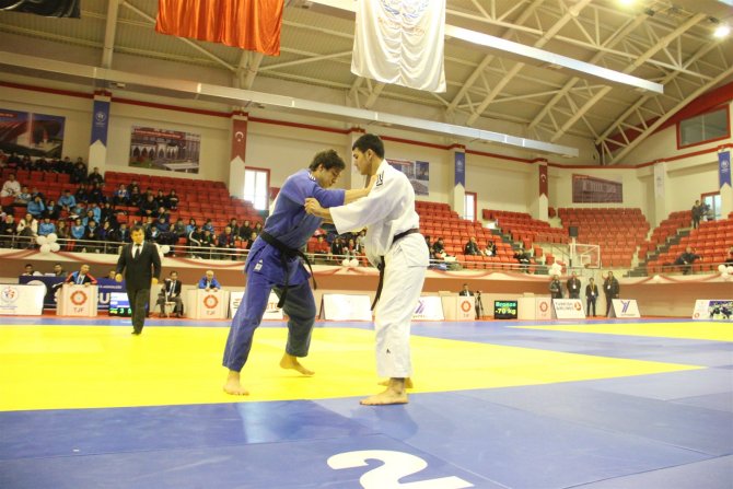 Judoda Ümitler Alanya’da yarışacak
