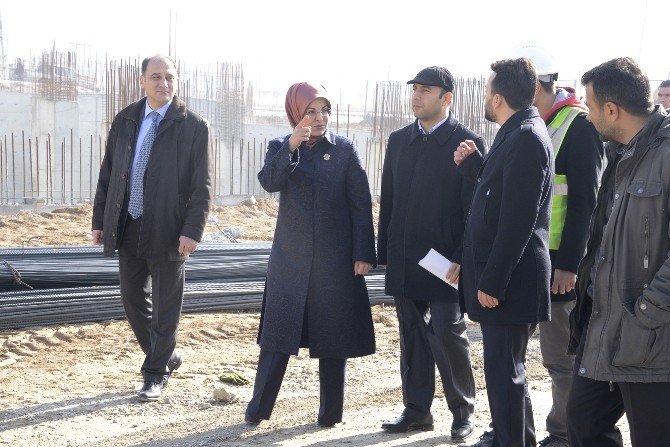 Başkan Toru Sosyal Tesis Ve Ticaret Merkezi İnşaatınını İnceledi
