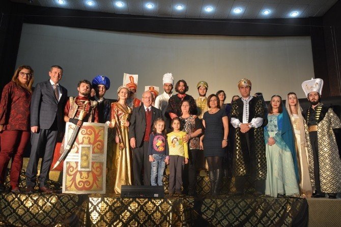 Sultan Harem Taht Kösem Tiyatro Oyunu Tekirdağ’da Sahnelendi