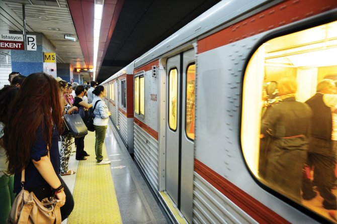 Ankara Metrosu’nda bakanlık ve belediye farklı şeyler söylüyor