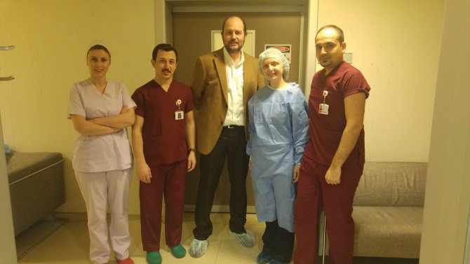 'Dünyada ilk Smile lazer yöntemiyle göz ameliyatı, Türkiye'de yapıldı'