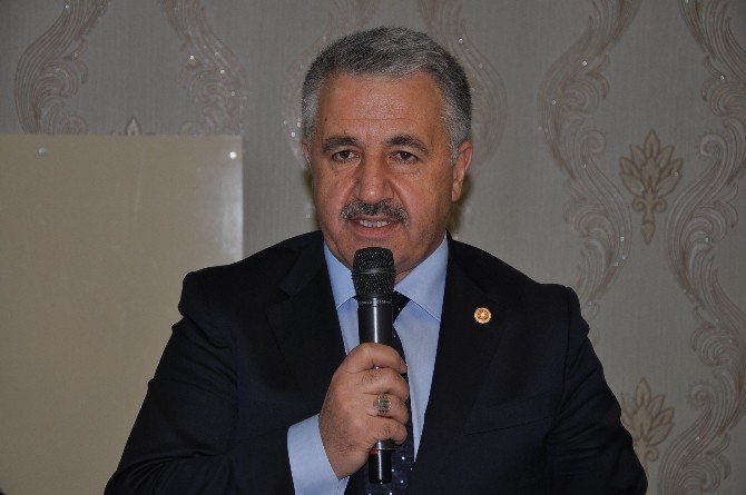 AK Parti Kars Milletvekili Ahmet Arslan’ın BTK Demiryolu Hattı Açıklaması
