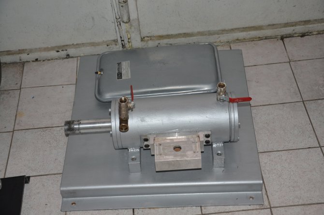 Ankaralı mucit günlük 2 liralık elektrik tüketimi ile suyla çalışan kombi üretti