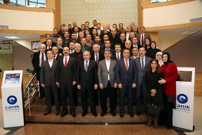 Şentop: “Yeni Anayasa İle Birlikte Başkanlık Sistemi De Türkiye İçin Gereklidir”