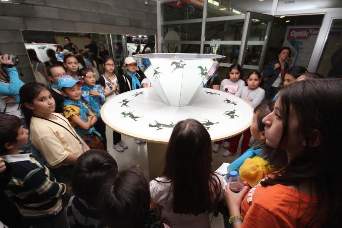 Karşıyaka Bilim Müzesi’ne ziyaretçi akını