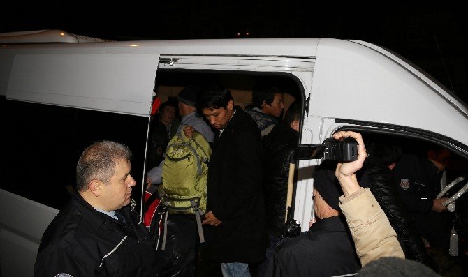 Bursa’da 34 Mülteci Yakalandı