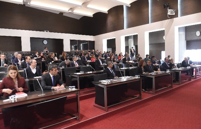CHP Parti Meclisi, Aylin Nazlıaka İçin Toplandı