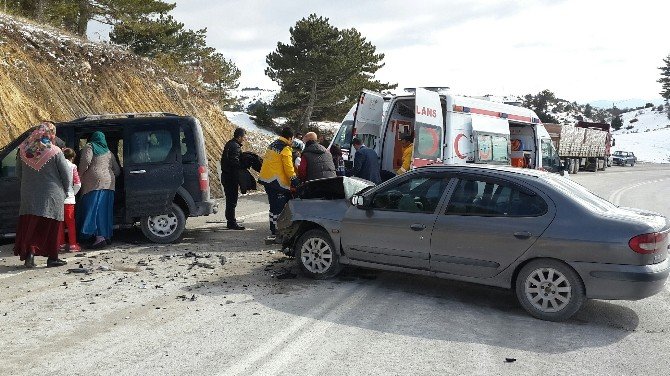 Çorum’da Trafik Kazası: 7 Yaralı