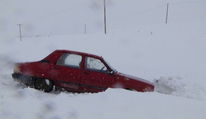 Kars’ta Kar Yağışı Etkili Oldu