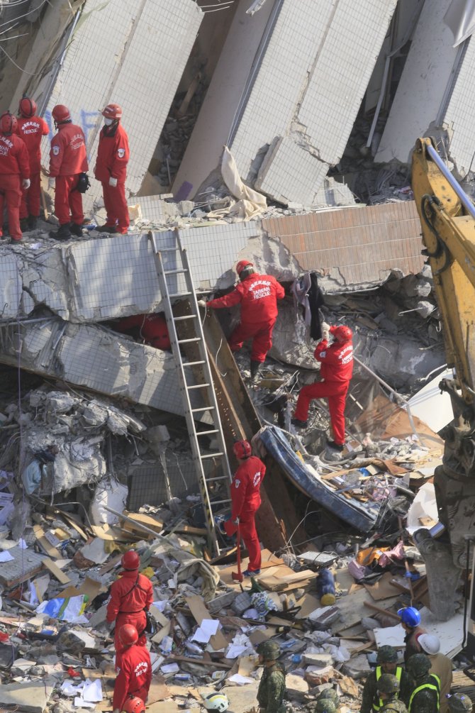 Tayvan'daki depremde ölü sayısı 34'e yükseldi