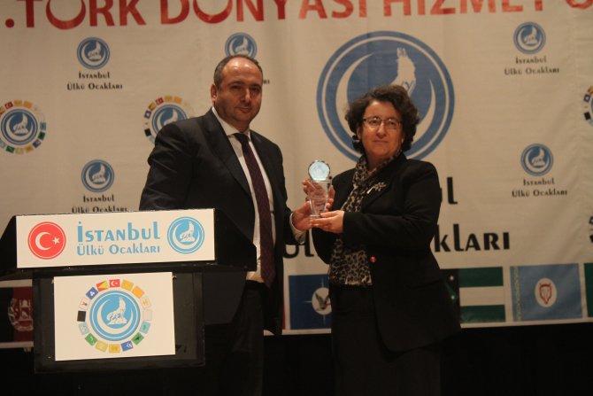 Türk dünyası hizmet ödülleri sahiplerini buldu