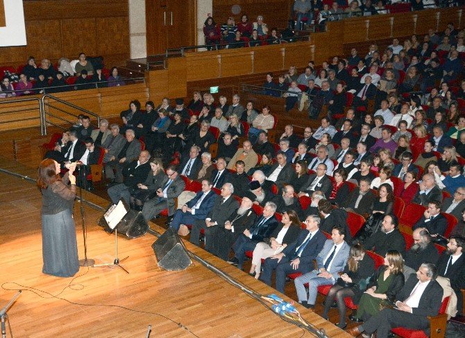 İzmir’de Haris Alexiou Rüzgarı