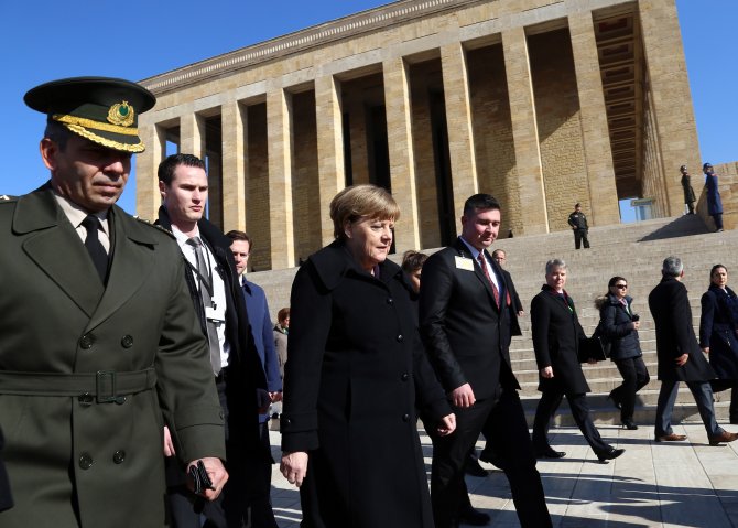 Almanya Başbakanı Angela Merkel, Anıtkabir’i ziyaret etti