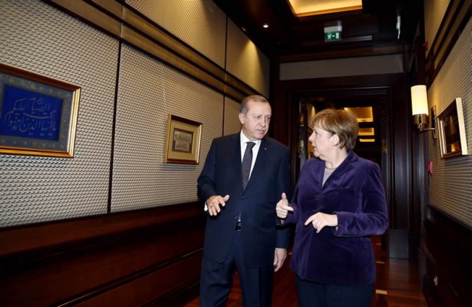 Cumhurbaşkanı Erdoğan, Almanya Başbakanı Merkel'i kabul etti