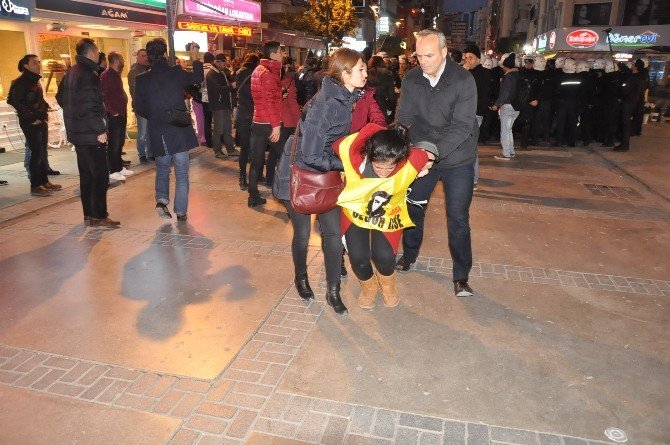 İzmir’de Düzenlenen Eyleme Polisten Müdahale