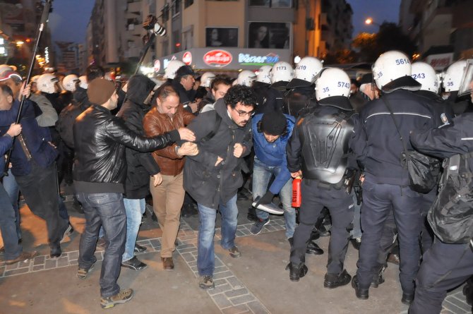 İzmir'de HDP'li yöneticiler gözaltında