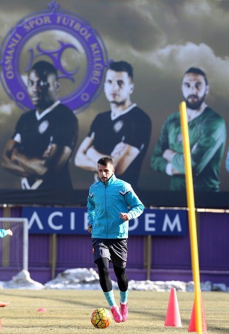 Osmanlıspor, Konyaspor Maçı Hazırlıklarına Başladı