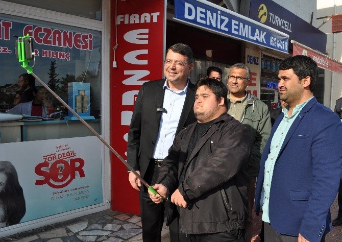 Başkan Turgut, Taşucu Esnafını Ziyaret Etti
