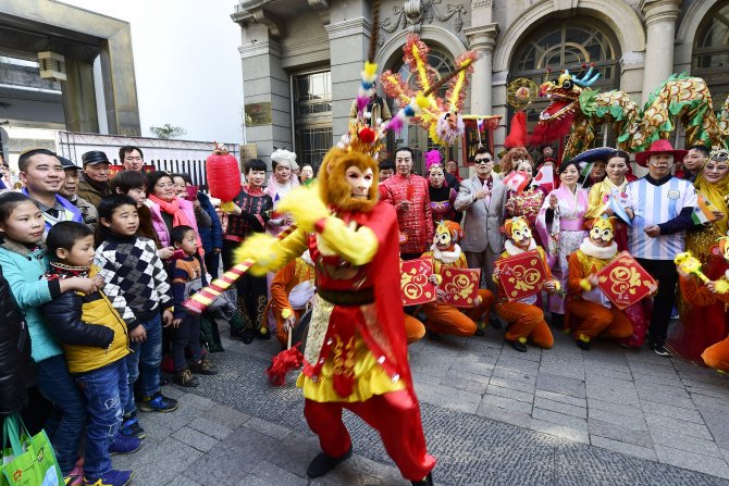 Uzakdoğu'da yeni yıl coşkusu