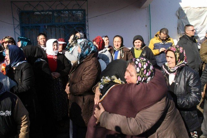 Adana’da Kazada Ölen Cumhuriyet Savcısı, Memleketi Yozgat’ta Toprağa Verildi
